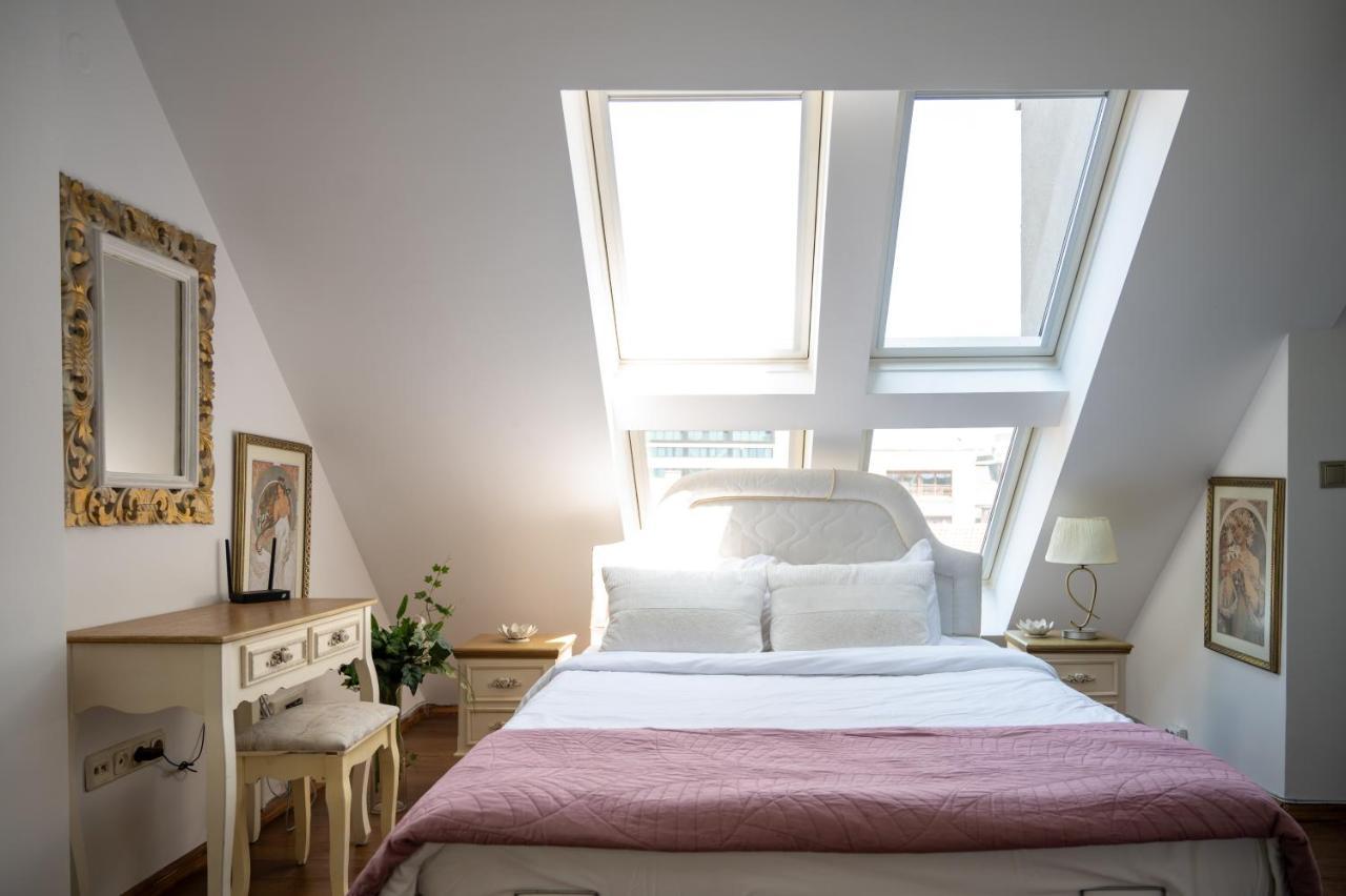 Sunny Studio With A View In Top Center โซเฟีย ภายนอก รูปภาพ